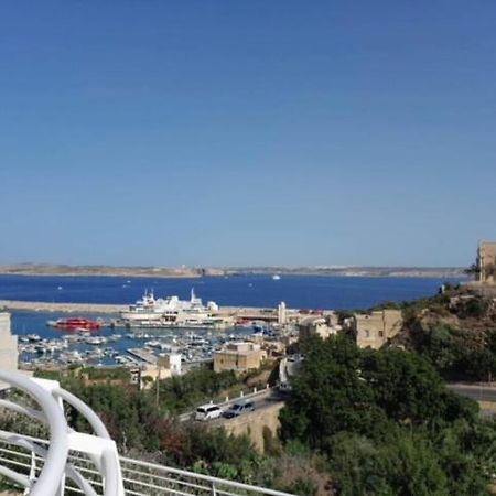 East Breeze Penthouse Apartment Mgarr Exterior photo